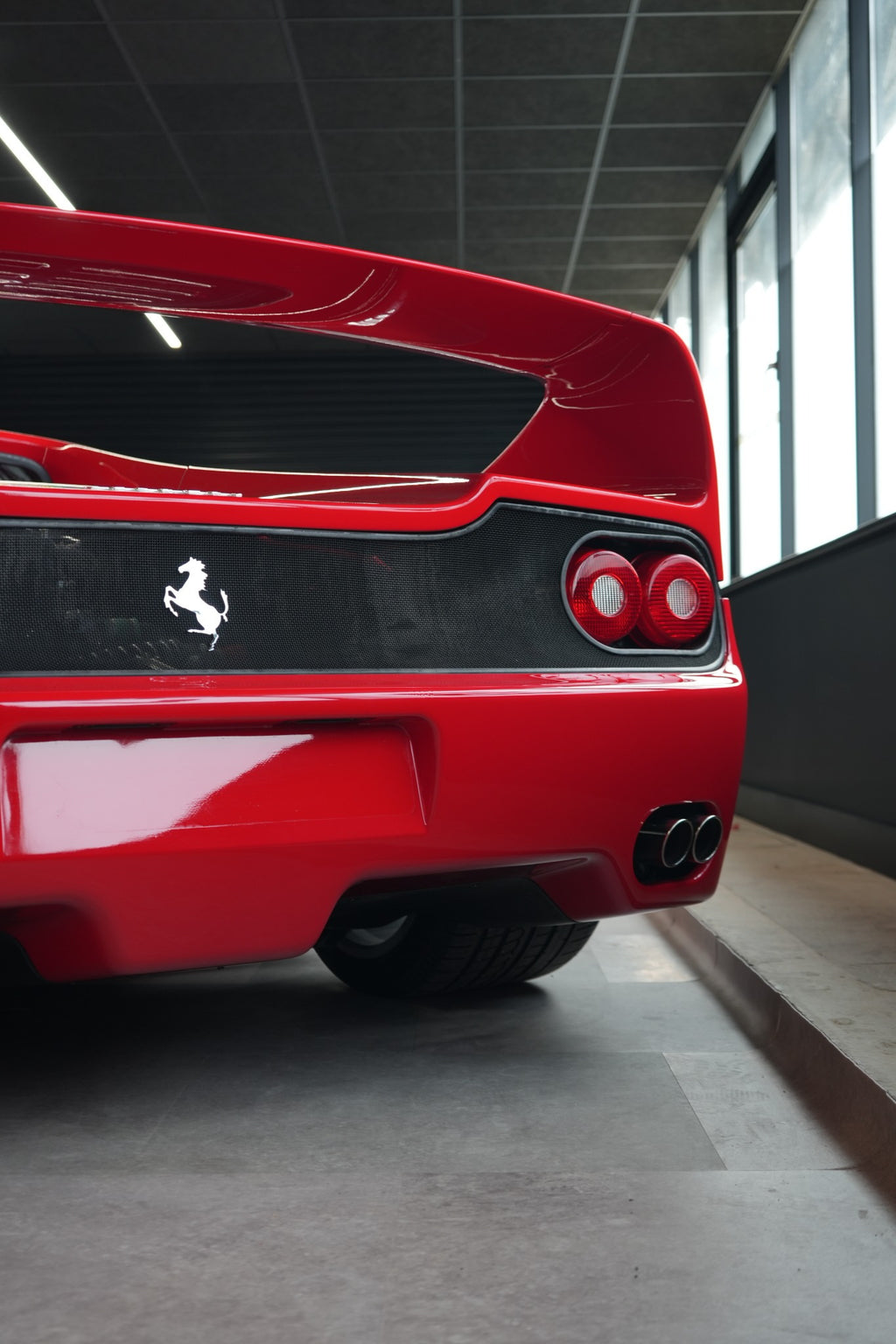 Ferrari F50 - Red