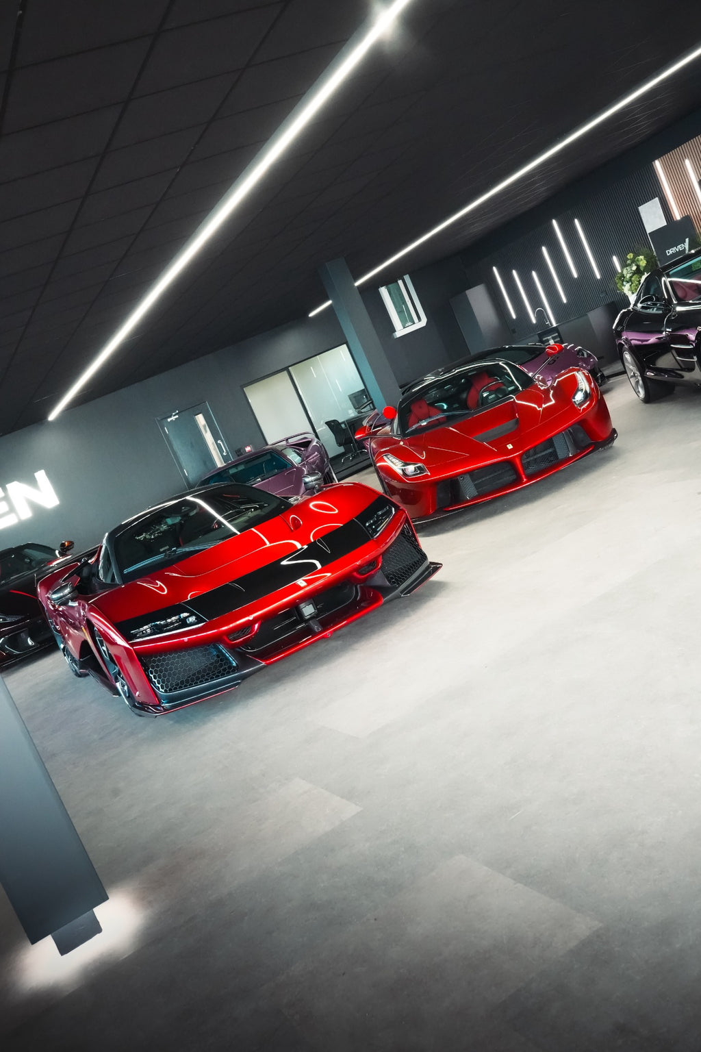 Ferrari F80 - Red