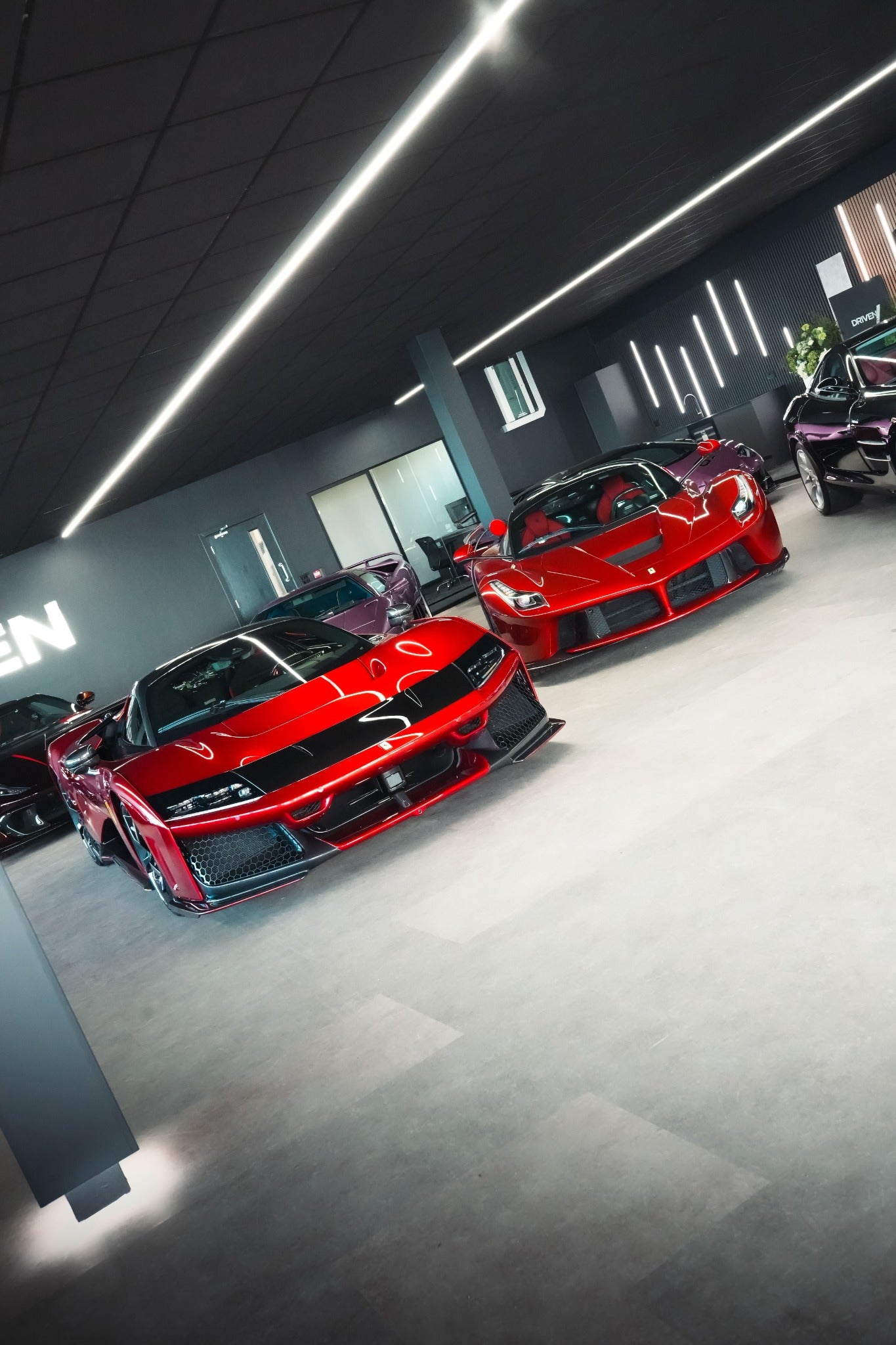 Ferrari F80 - Red