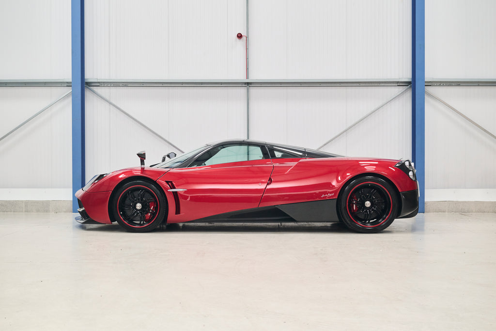 Pagani Huayra - Red