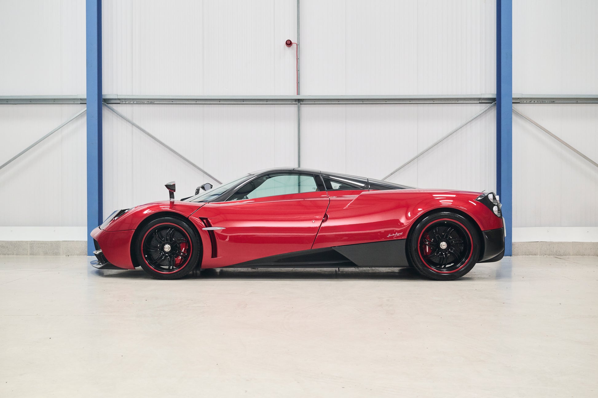 Pagani Huayra - Red