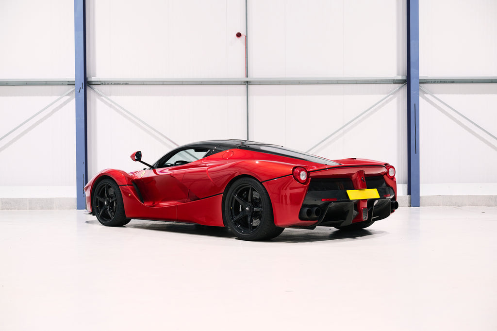 Ferrari LaFerrari - Red