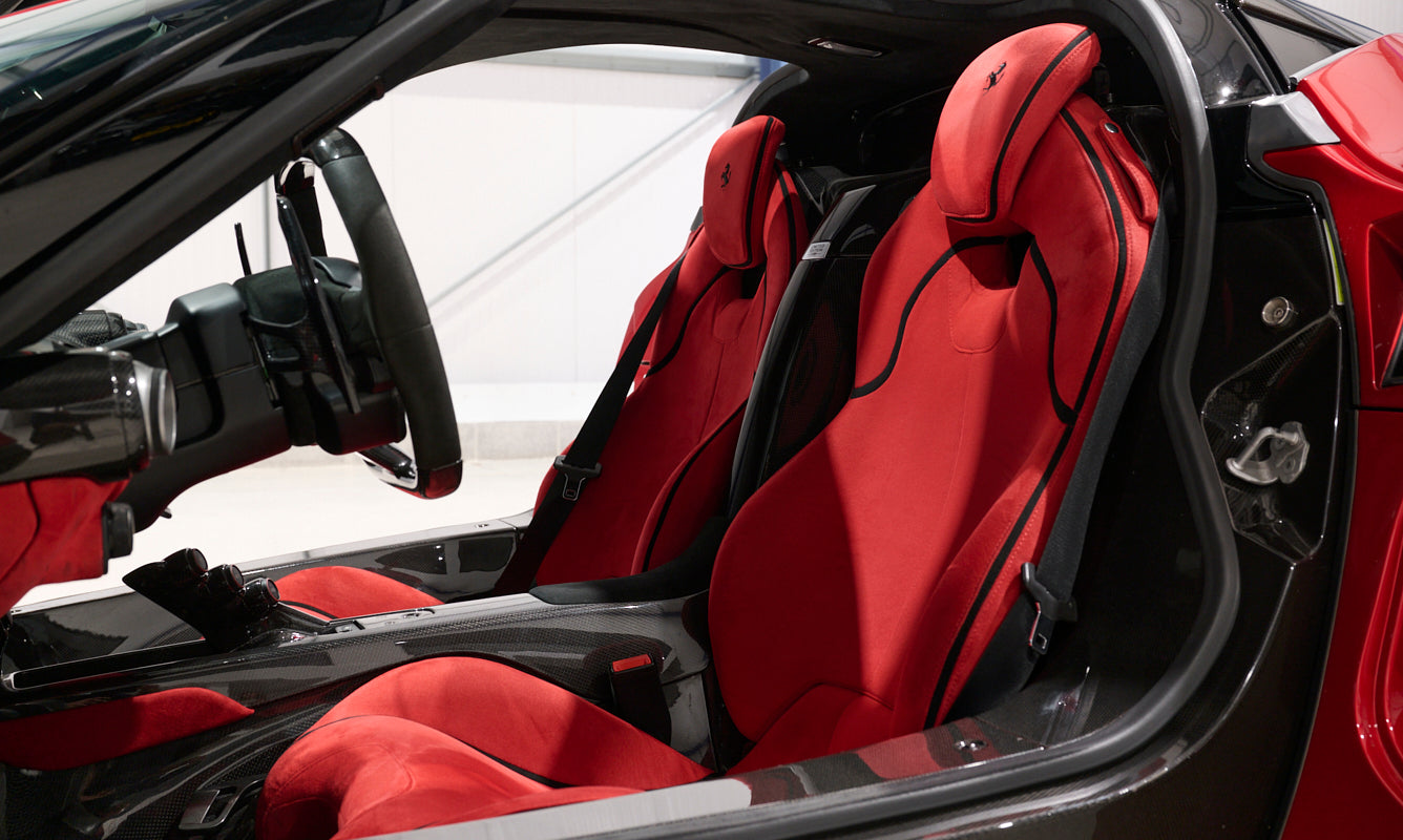 Ferrari LaFerrari - Red