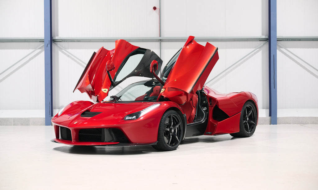 Ferrari LaFerrari - Red