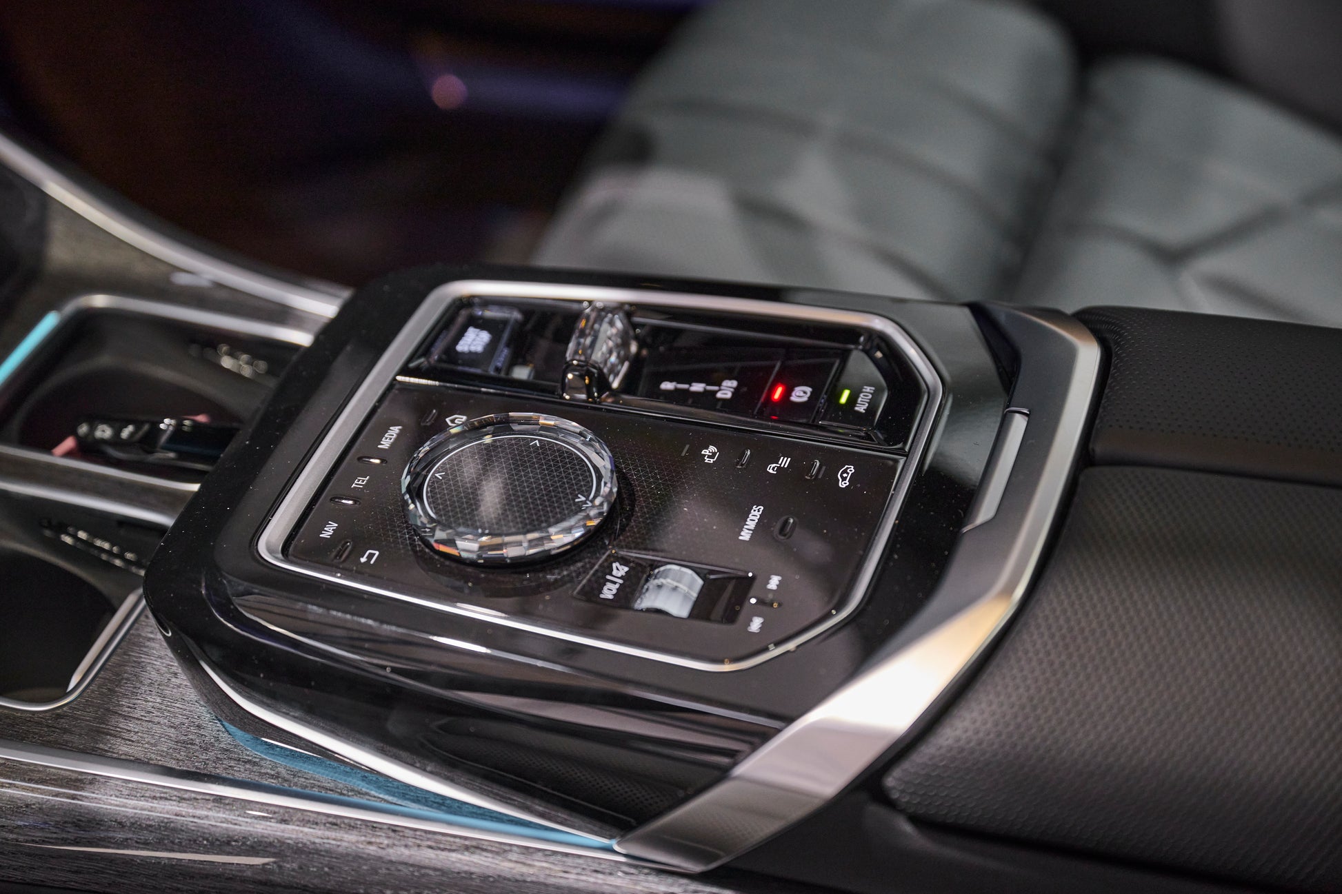 BMW i7 - Black