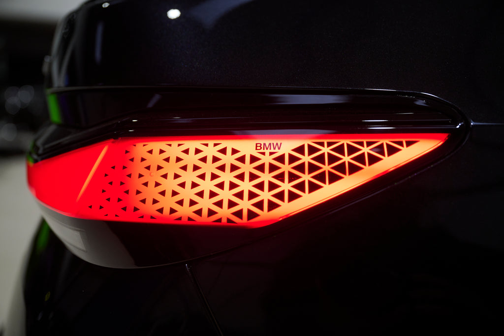 BMW i7 - Black